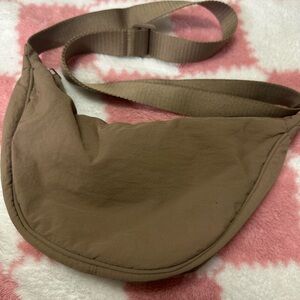 Uniqlo Round Mini Shoulder Bag